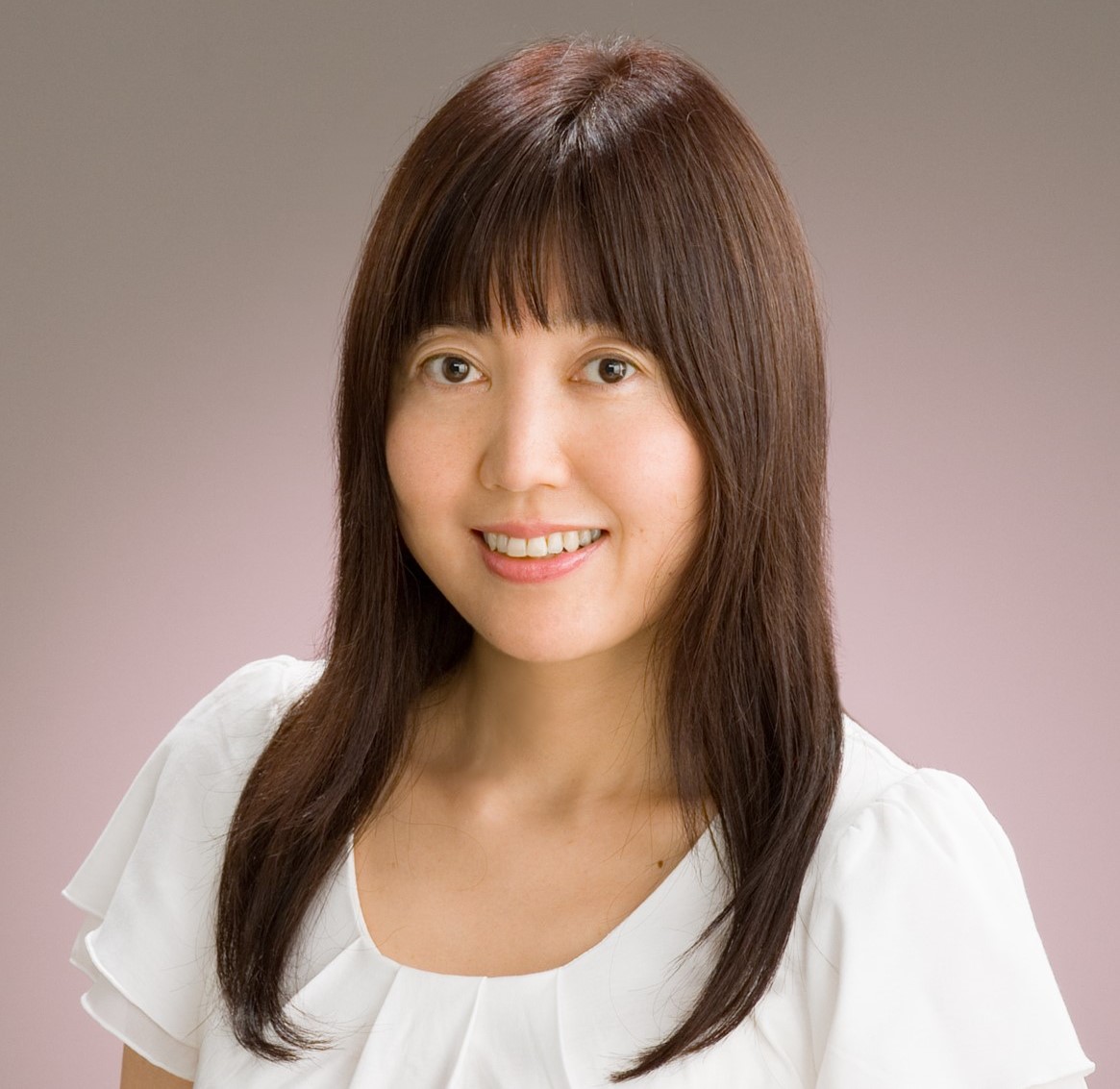 岡田由美子氏